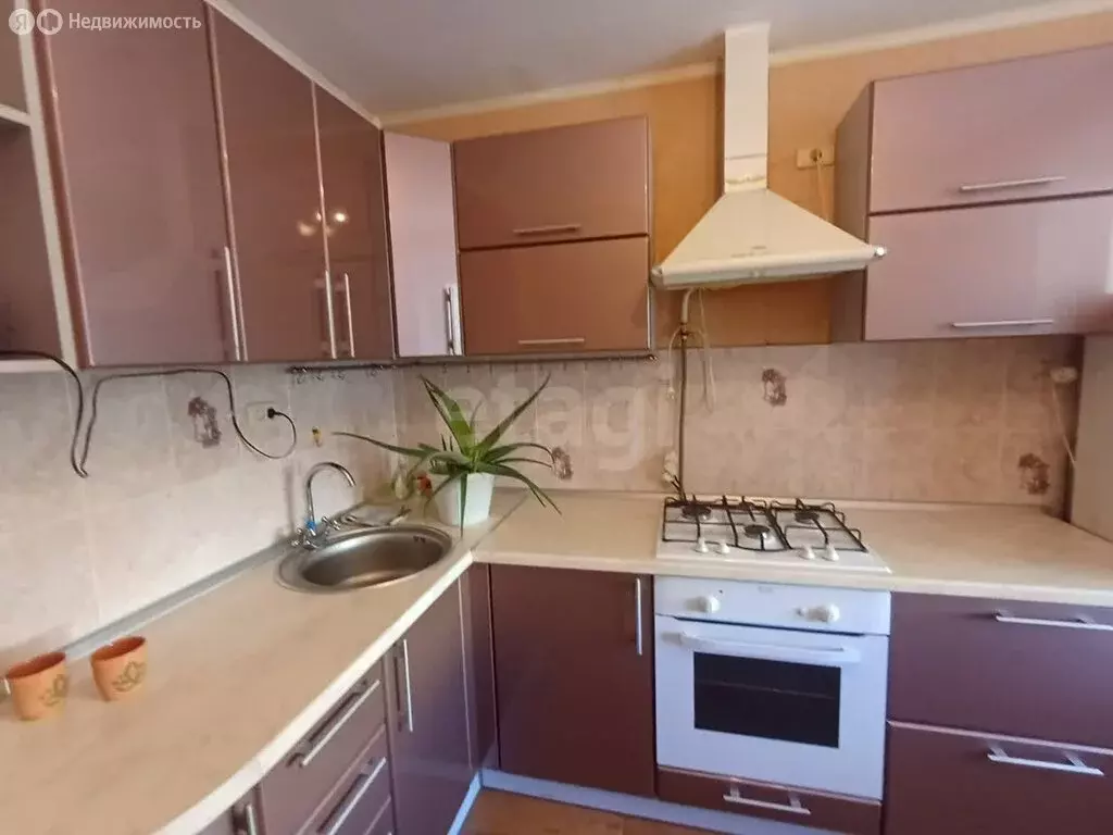 2-комнатная квартира: Чебаркуль, улица Калинина, 24 (53 м) - Фото 1