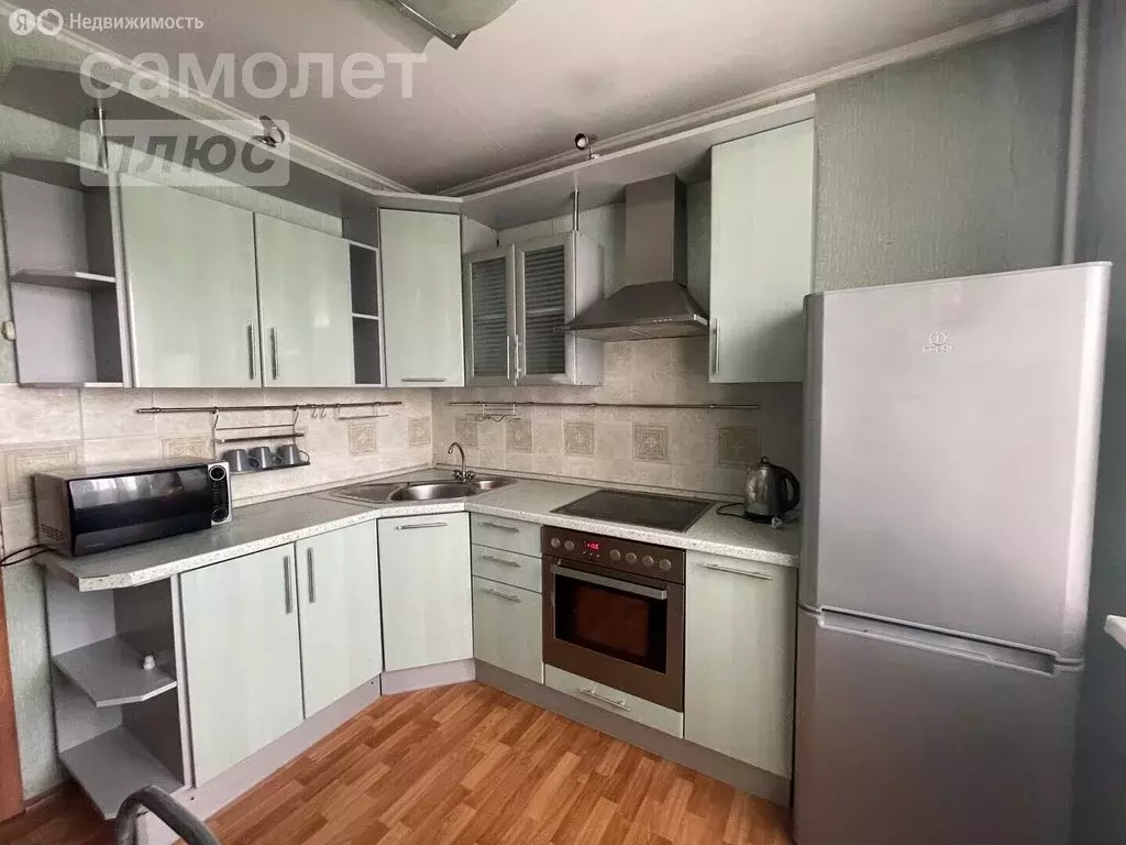 2-комнатная квартира: Челябинск, Телевизионная улица, 3 (60 м) - Фото 0