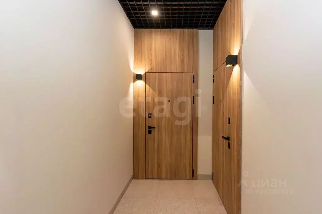 2-к кв. Тюменская область, Тюмень Ставропольская ул., 10 (66.0 м) - Фото 0