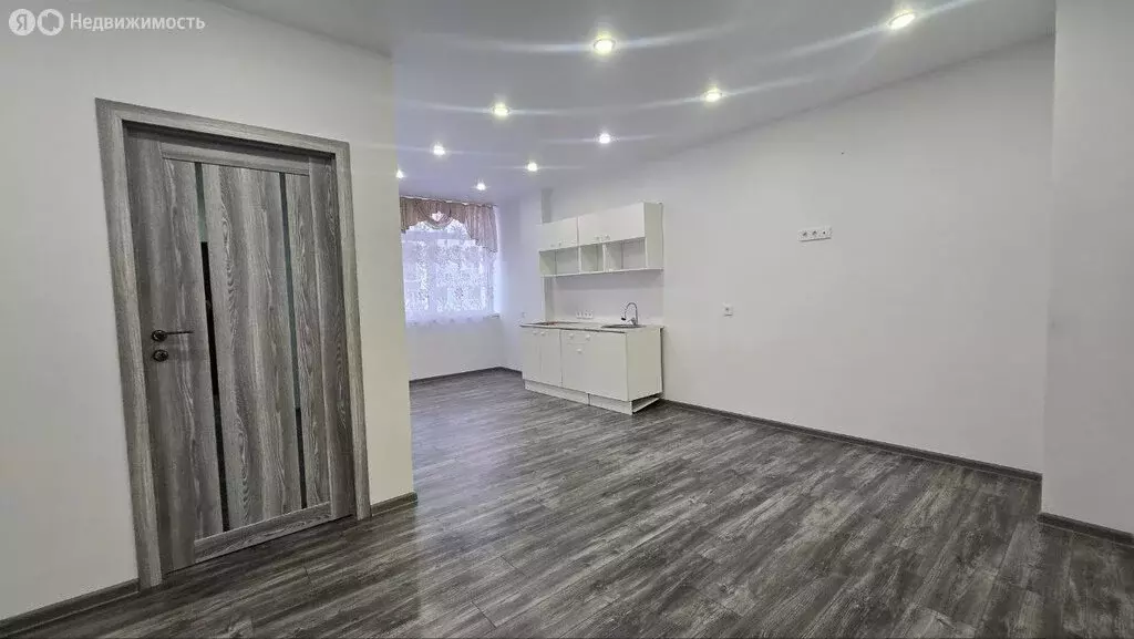 1-комнатная квартира: село Мысхако, Шоссейная улица, 37 (48.3 м) - Фото 1