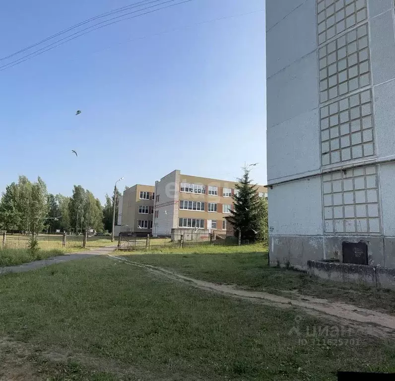 2-к кв. Псковская область, Печоры Индустриальная ул., 9 (53.3 м) - Фото 0