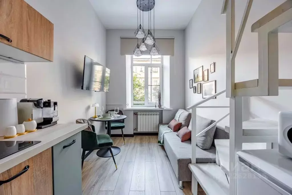 Студия Санкт-Петербург ул. Маяковского, 34/4 (22.0 м) - Фото 1