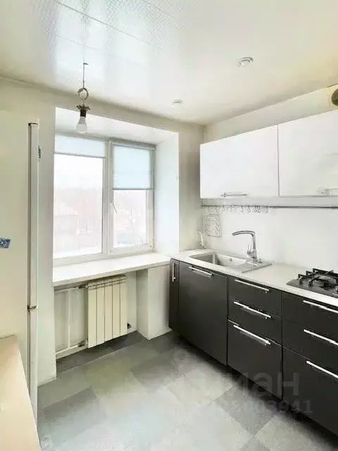 2-к кв. Хабаровский край, Комсомольск-на-Амуре ул. Парижской Коммуны, ... - Фото 2