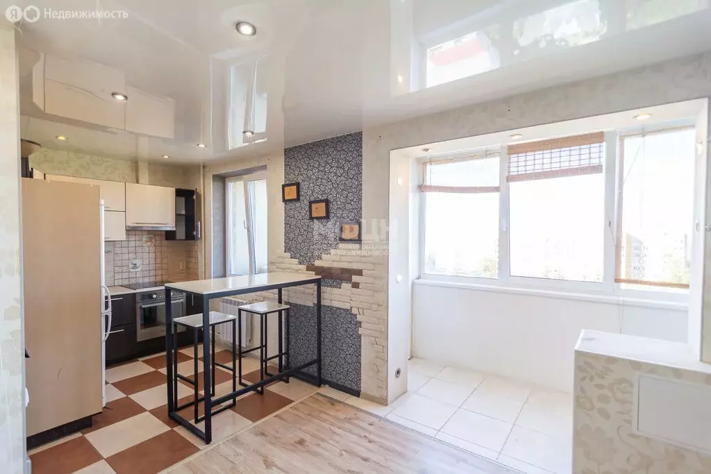 2-комнатная квартира: Петрозаводск, улица Чапаева, 102А (34 м) - Фото 0