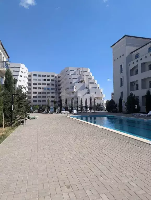 Студия Крым, Черноморское пгт ул. Сигнальная, 2Вс18 (28.0 м) - Фото 1