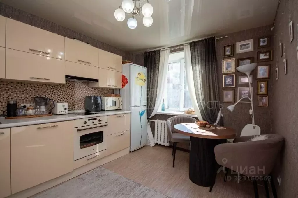 1-к кв. Тюменская область, Тюмень Олимпийская ул., 16 (33.6 м) - Фото 2