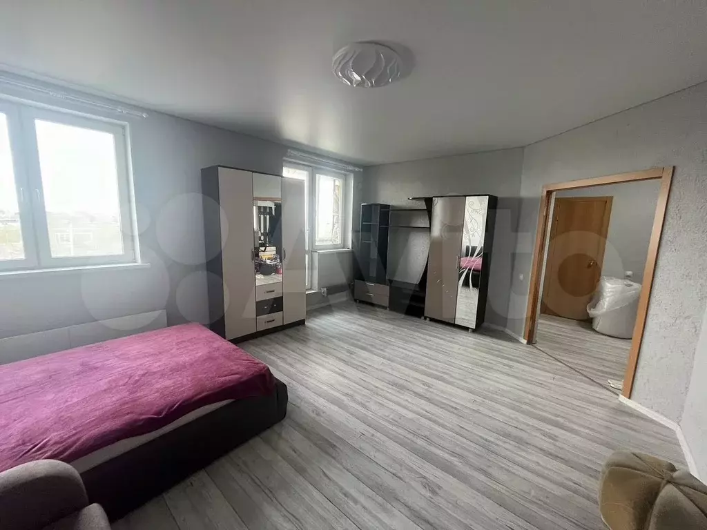 1-к. квартира, 46 м, 3/3 эт. - Фото 1