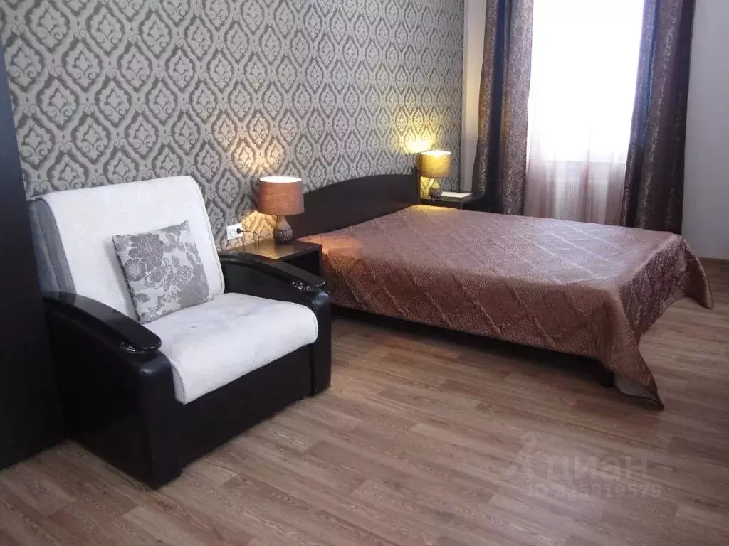 Комната Саратовская область, Хвалынск ул. Урицкого, 36 - Фото 1