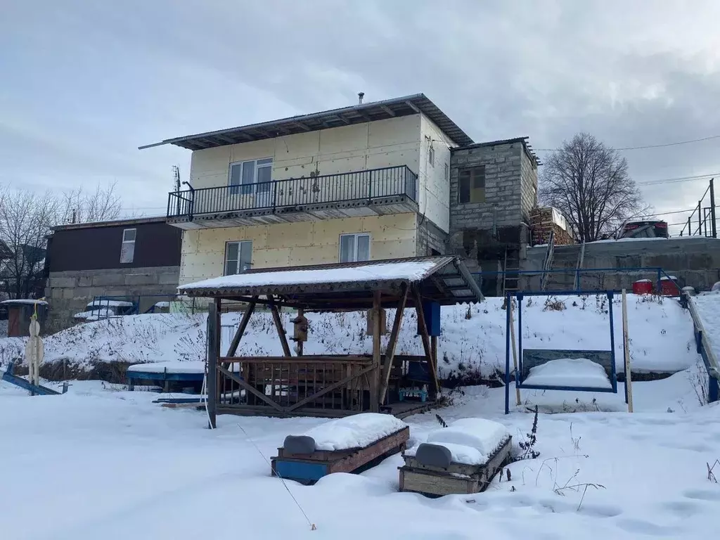 Дом в Свердловская область, Екатеринбург муниципальное образование, с. ... - Фото 0