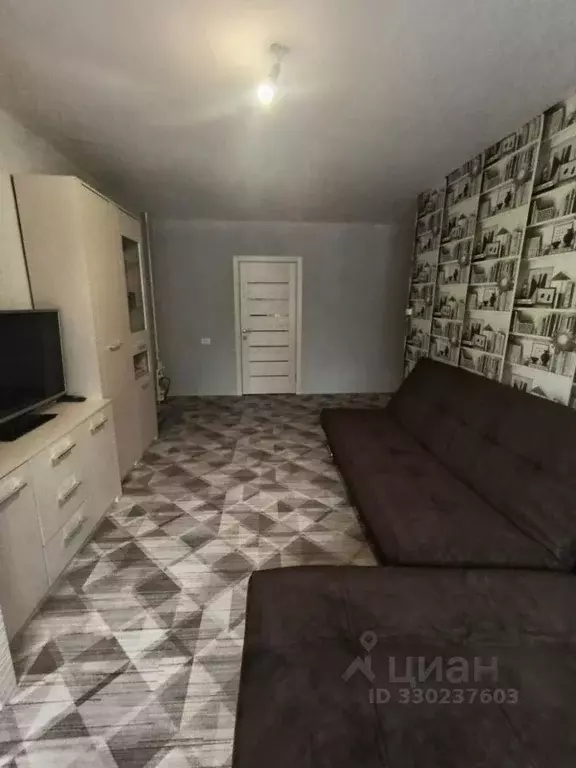 3-к кв. Пермский край, Пермь Автозаводская ул., 27 (58.2 м) - Фото 1