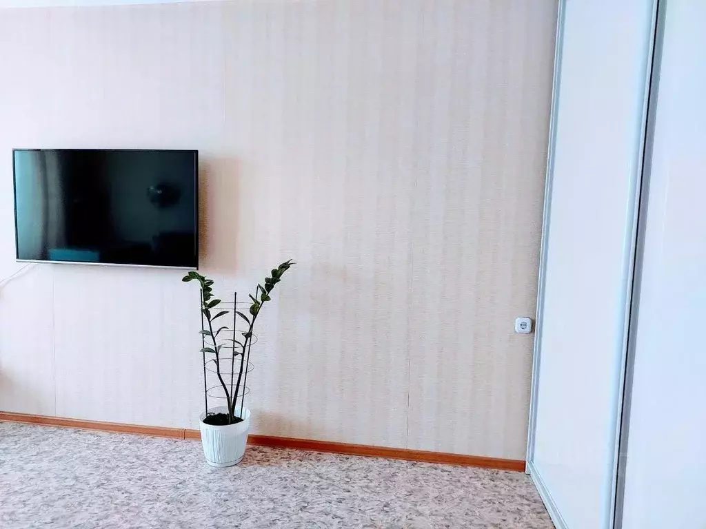 3-к кв. Саха (Якутия), Якутск ул. Дзержинского, 19 (61.0 м) - Фото 2