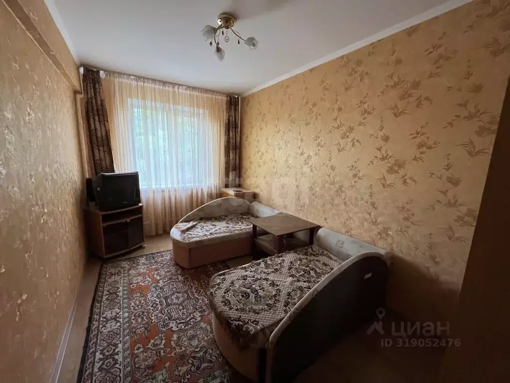 3-к кв. Брянская область, Брянск ул. Рылеева, 1 (62.8 м) - Фото 1