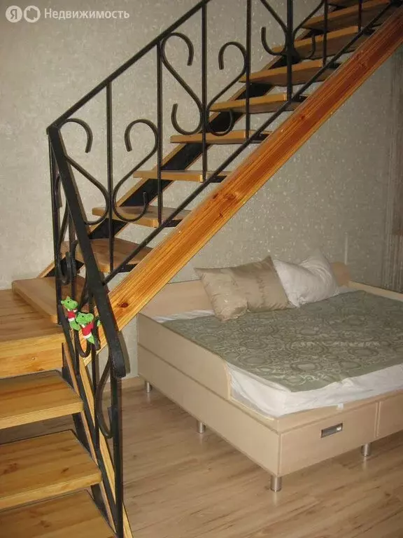 3-комнатная квартира: Евпатория, улица Пушкина, 61 (60.4 м) - Фото 1