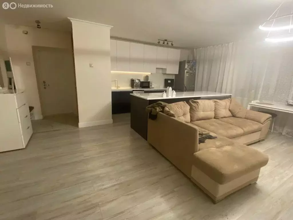 3-комнатная квартира: Химки, улица Строителей, 4А (75.6 м) - Фото 1