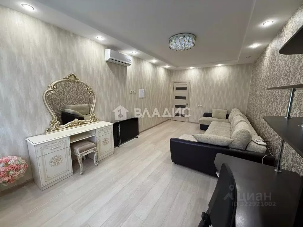 1-к кв. Воронежская область, Воронеж ул. Ворошилова, 1/3 (50.4 м) - Фото 2