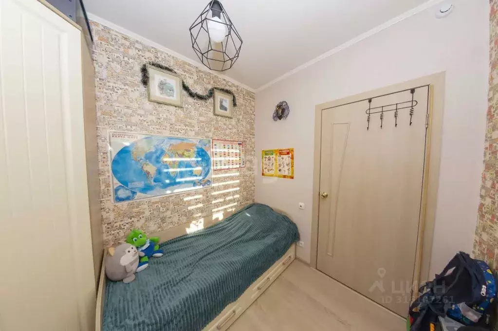 3-к кв. Кемеровская область, Кемерово просп. Ленина, 76 (41.7 м) - Фото 0