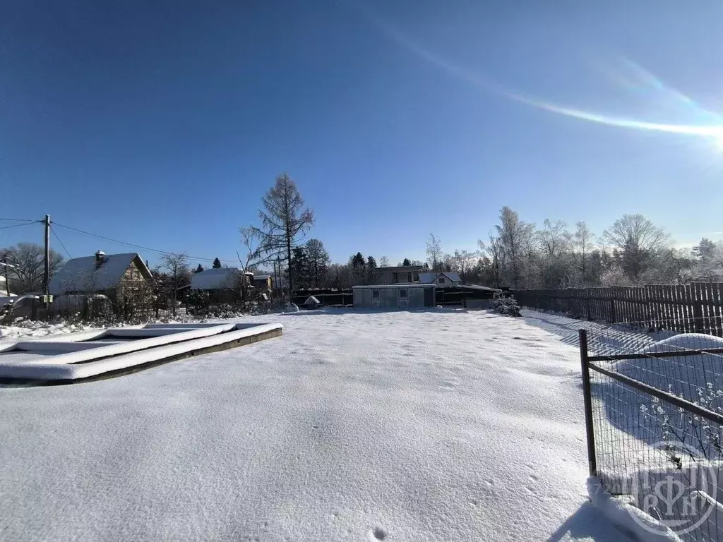 Участок в Ленинградская область, Выборгский район, Рощино пгт ул. ... - Фото 1