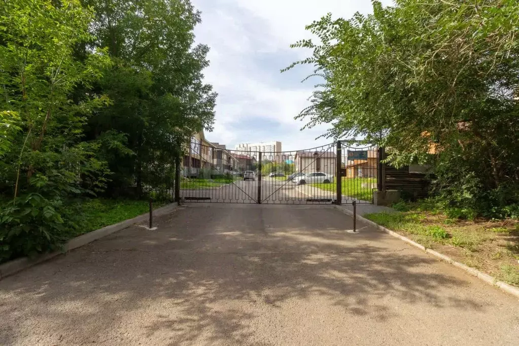 Дом в Красноярский край, Красноярск Пасхальная ул., 7 (172 м) - Фото 0