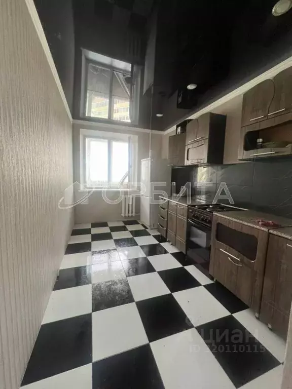 3-к кв. Тюменская область, Тюмень Мыс мкр, ул. Малиновского, 4к1 (67.5 ... - Фото 1