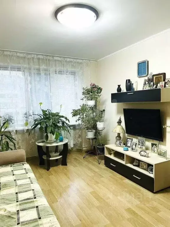 3-к кв. Кировская область, Киров просп. Строителей, 5 (67.0 м) - Фото 2