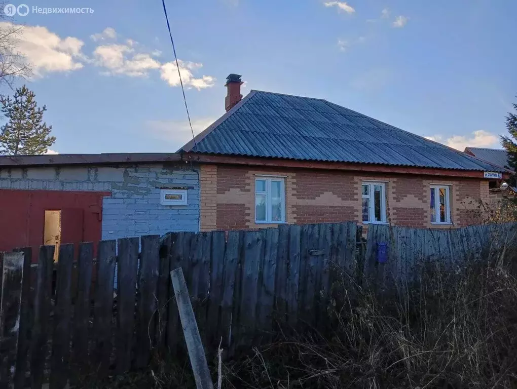 Дом в Свердловская область, муниципальный округ Ревда, село Мариинск, ... - Фото 0