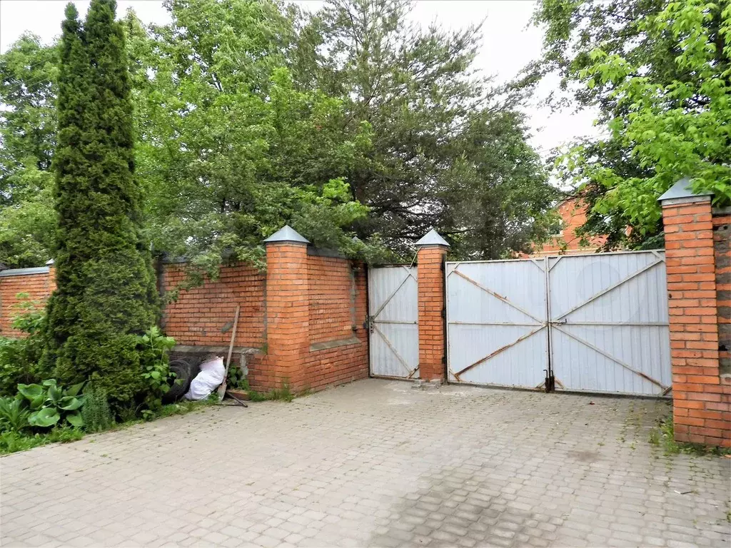 Комната 15 м в 8-к., 1/3 эт. - Фото 1
