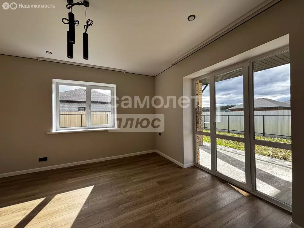 Дом в Тюменский муниципальный округ, деревня Ушакова, микрорайон ... - Фото 1