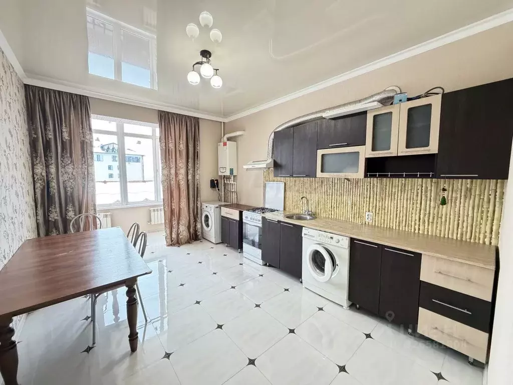 1-к кв. Кабардино-Балкария, Нальчик ул. Чернышевского (55.0 м) - Фото 1