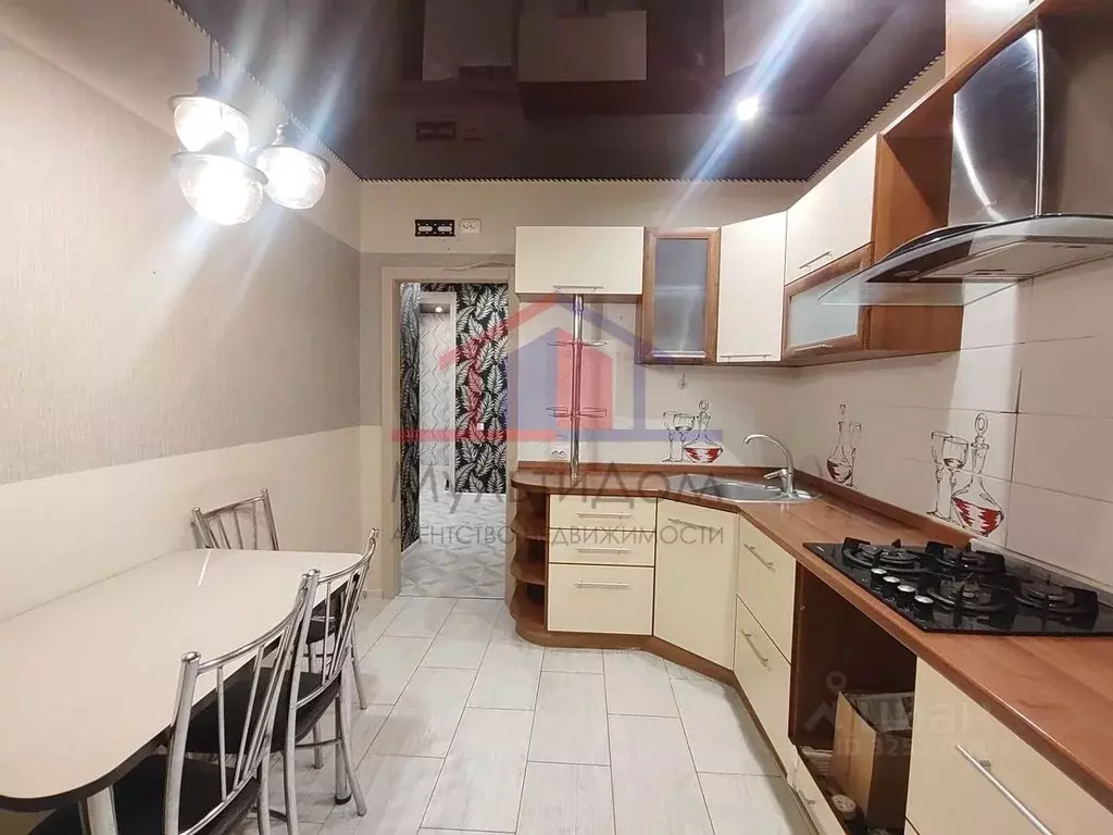 2-к кв. Белгородская область, Губкин Севастопольская ул., 107 (61.2 м) - Фото 1