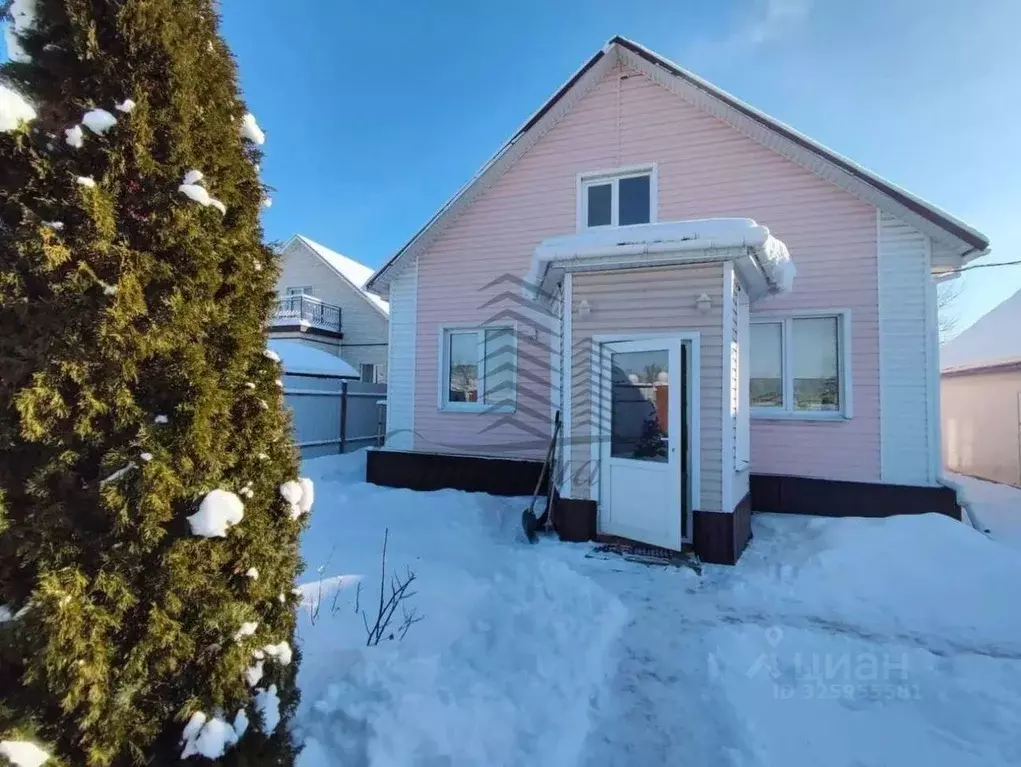 Дом в Белгородская область, Старооскольский городской округ, с. ... - Фото 1