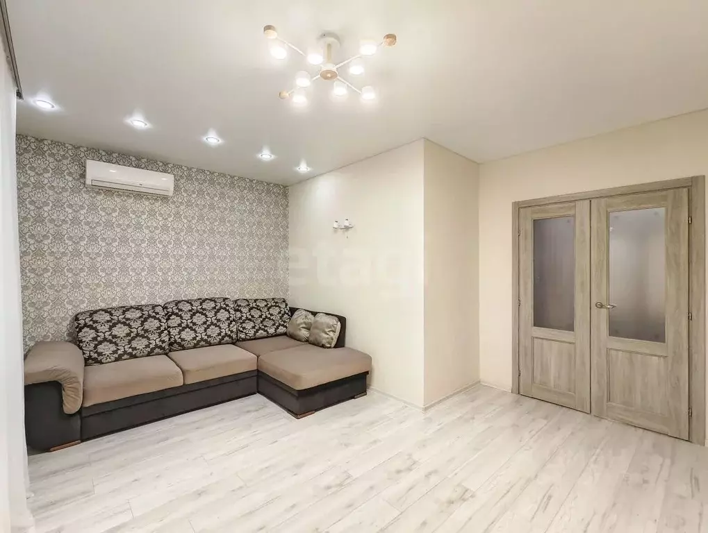 2-к кв. Тюменская область, Тюмень ул. Беляева, 33к2 (51.9 м) - Фото 1