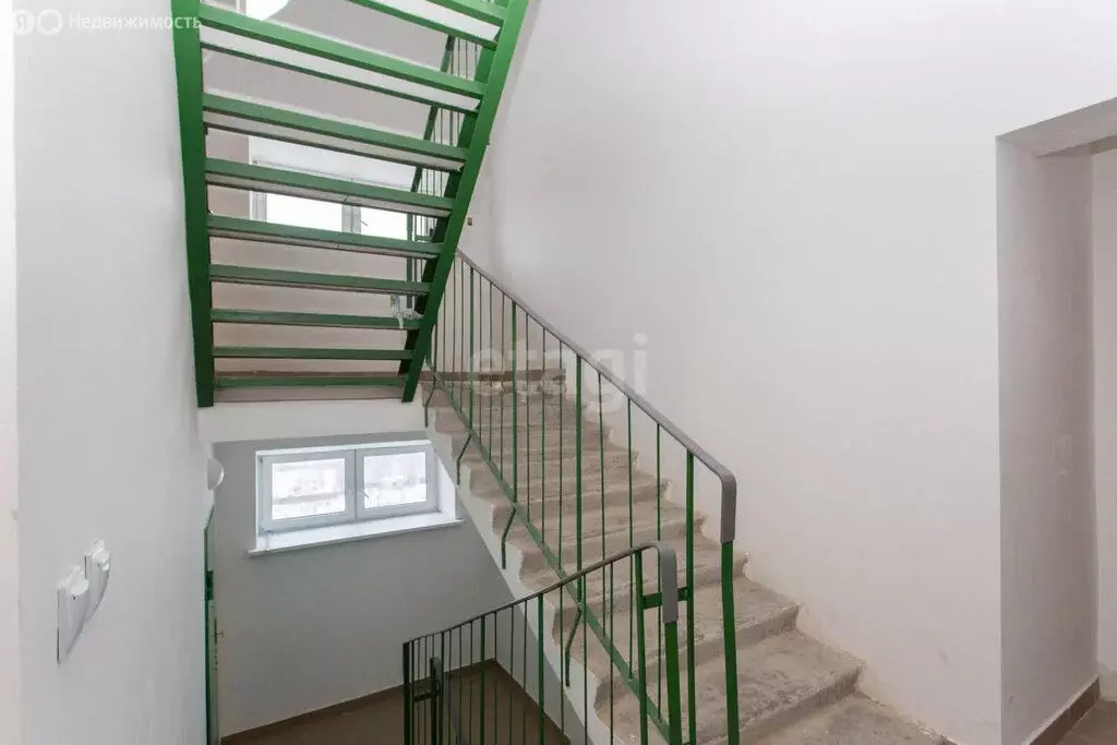 1-комнатная квартира: Тобольск, 10-й микрорайон, 63В (48.2 м) - Фото 2