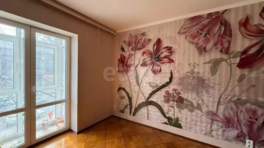 2-к кв. Крым, Симферополь ул. Севастопольская (74.0 м) - Фото 0