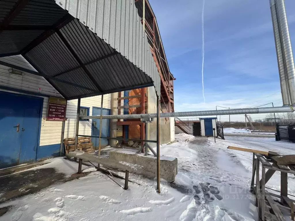 Склад в Тюменская область, Тюмень ул. Тимофея Чаркова, 8Б (180 м) - Фото 0
