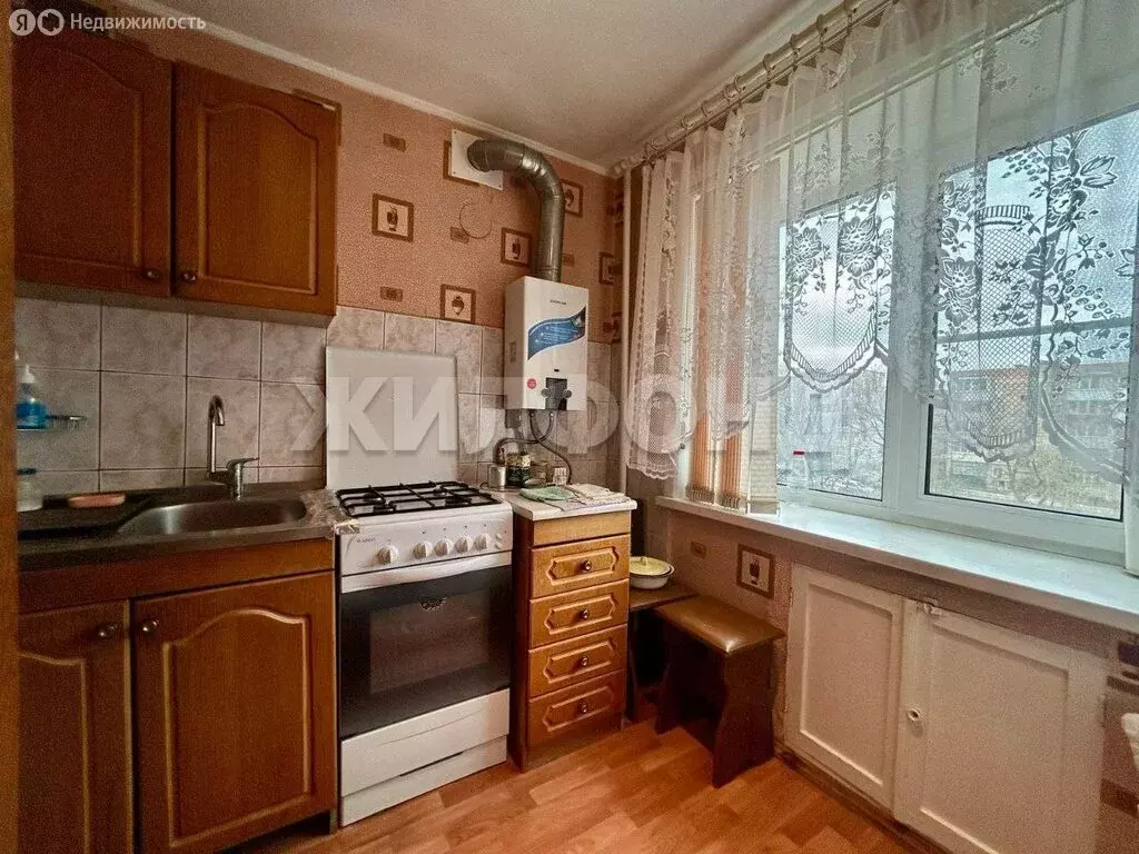 2-комнатная квартира: Богородицк, улица Свободы, 36 (44 м) - Фото 0
