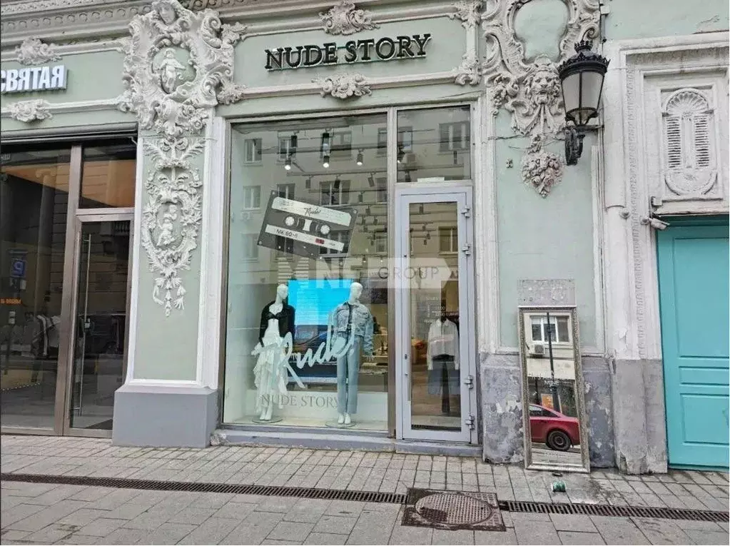 Торговая площадь в Москва ул. Петровка, 19С1 (180 м) - Фото 1