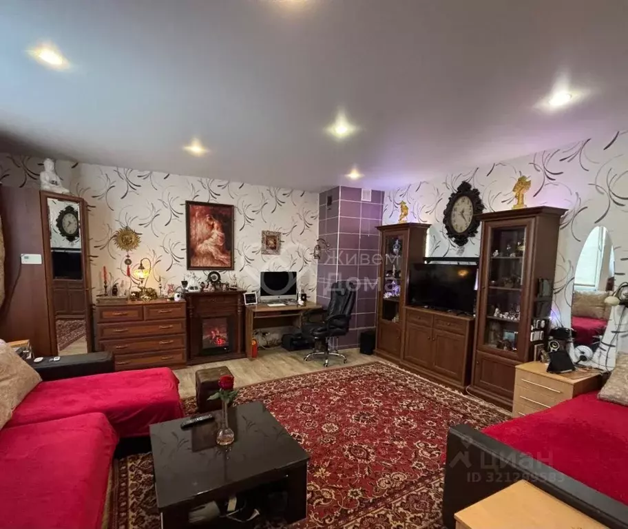 3-к кв. Волгоградская область, Волгоград Пугачевская ул., 9А (93.2 м) - Фото 1