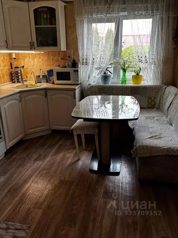 Дом в Саратовская область, Саратов ул. Большая Затонская (59 м) - Фото 1