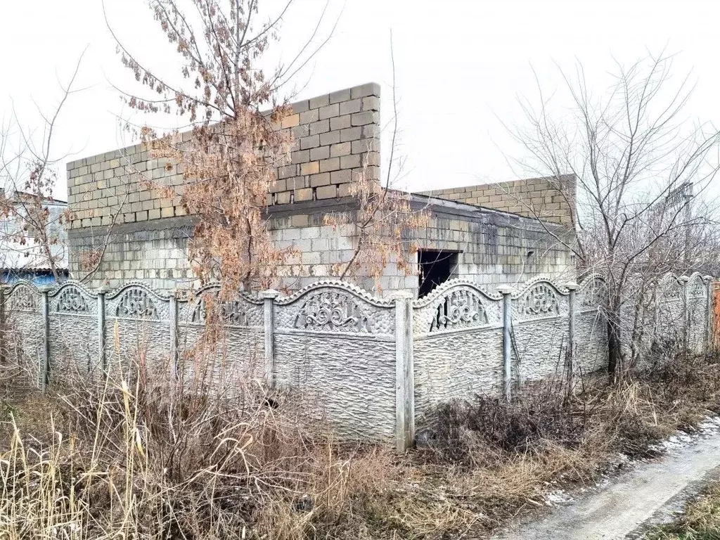 Дом в Волгоградская область, Волгоград Калужская ул. (60 м) - Фото 1