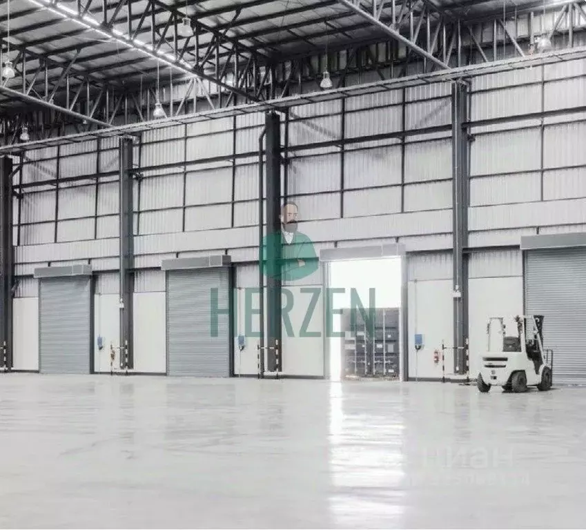 Производственное помещение в Москва Новосходненское ш., 5А (10140 м) - Фото 1