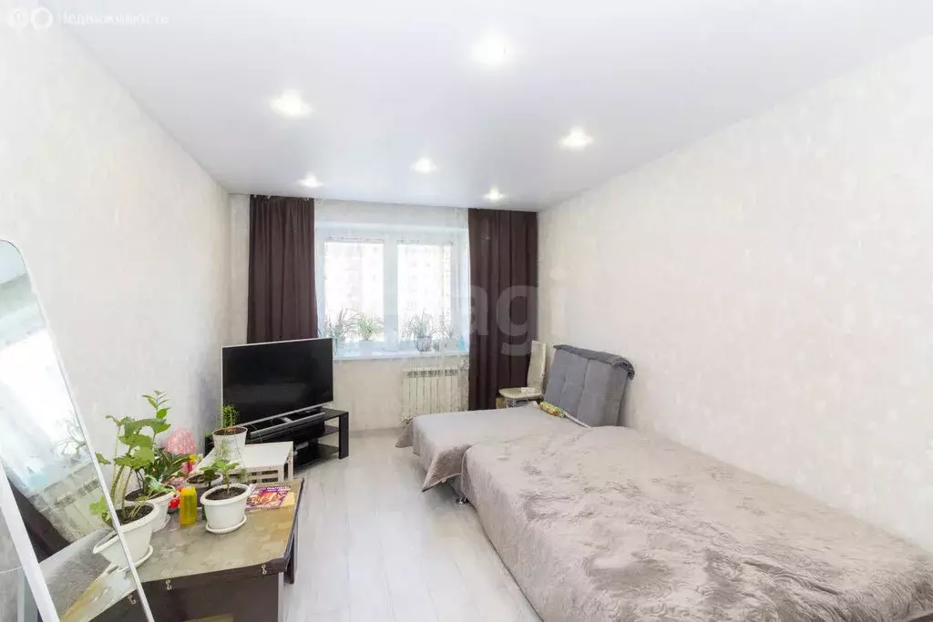 2-комнатная квартира: Тюмень, Обдорская улица, 5 (50.6 м) - Фото 1