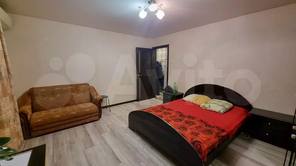 1-к. квартира, 30 м, 5/5 эт. - Фото 1