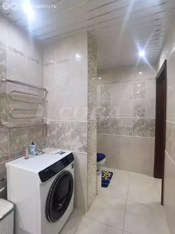 2-комнатная квартира: Тюмень, улица Ю.-Р.Г. Эрвье, 24к4 (54.8 м) - Фото 0