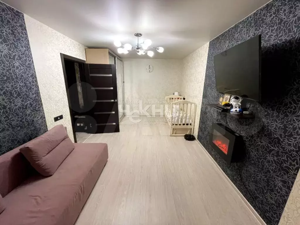 1-к. квартира, 35 м, 3/9 эт. - Фото 1