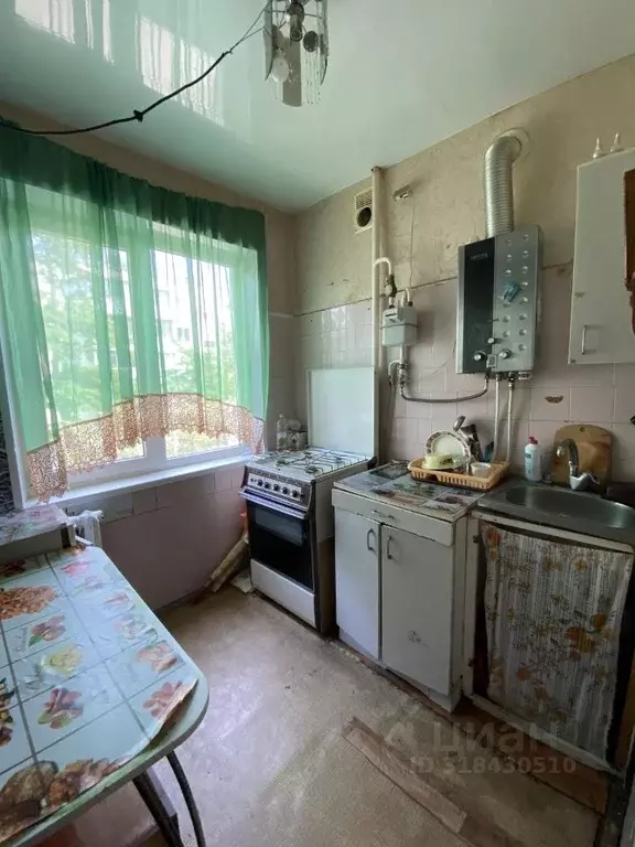 2-к кв. Крым, Керчь ул. Всесоюзная, 3/3 (46.4 м) - Фото 0