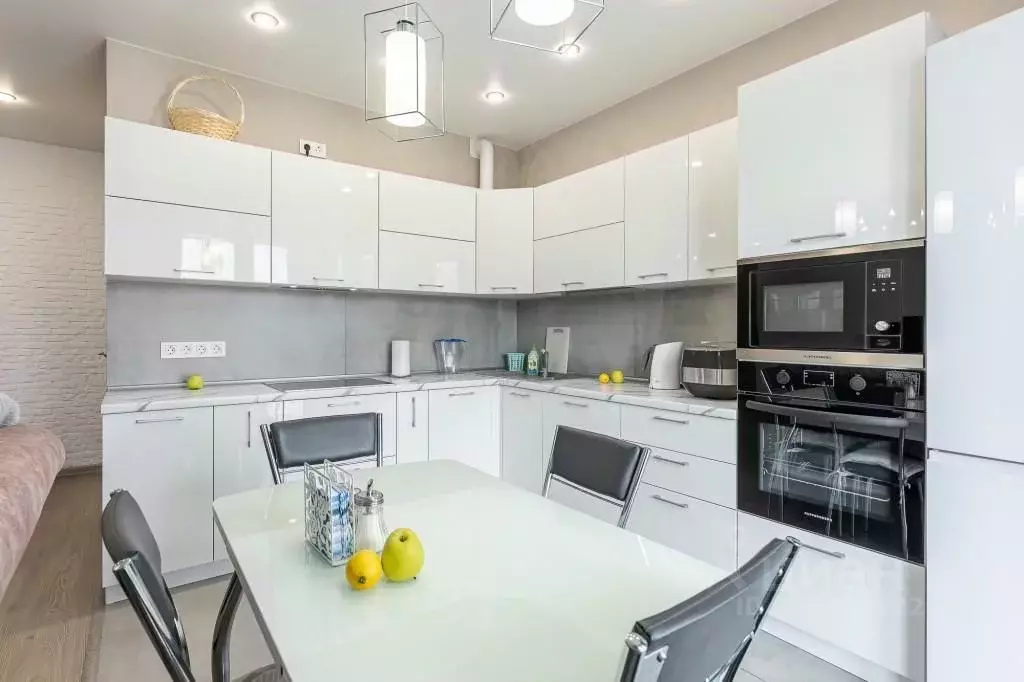 1-к кв. Краснодарский край, Сочи ул. Яна Фабрициуса, 7 (72.0 м) - Фото 1