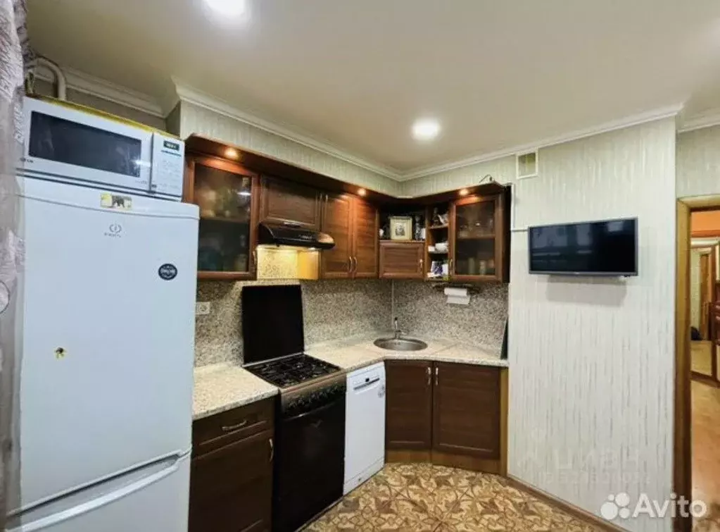 3-к кв. Курская область, Курск просп. Победы, 8 (86.5 м) - Фото 1