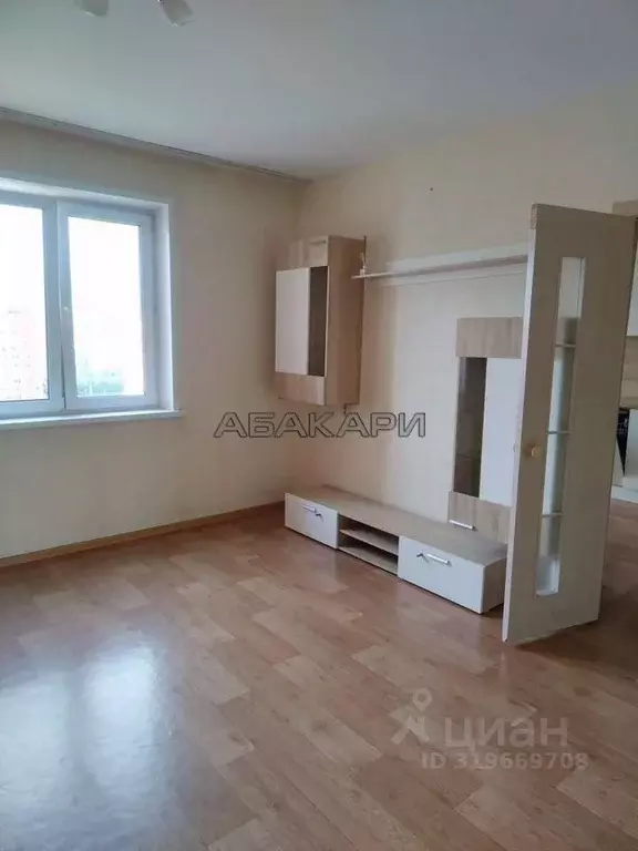 2-к кв. Красноярский край, Красноярск ул. Чернышевского, 118А (65.0 м) - Фото 1
