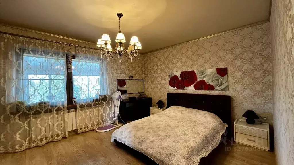 Дом в Хакасия, Абакан ул. Владимира Высоцкого, 4 (288 м) - Фото 2