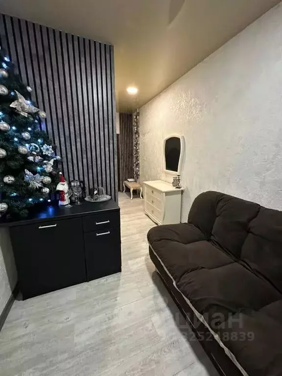Комната Мурманская область, Кировск Олимпийская ул., 41 - Фото 1